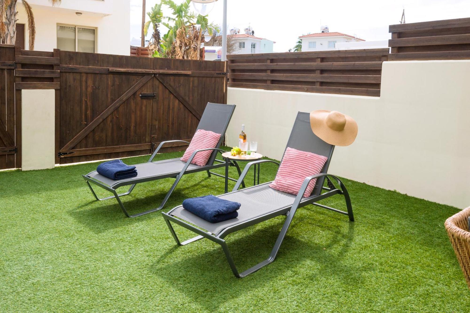 Villa Oasis Pernera Εξωτερικό φωτογραφία