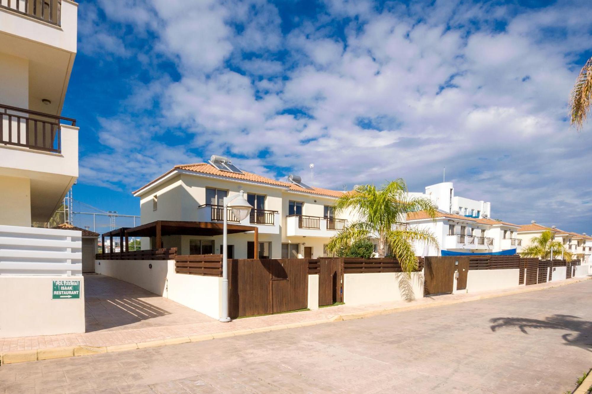 Villa Oasis Pernera Εξωτερικό φωτογραφία