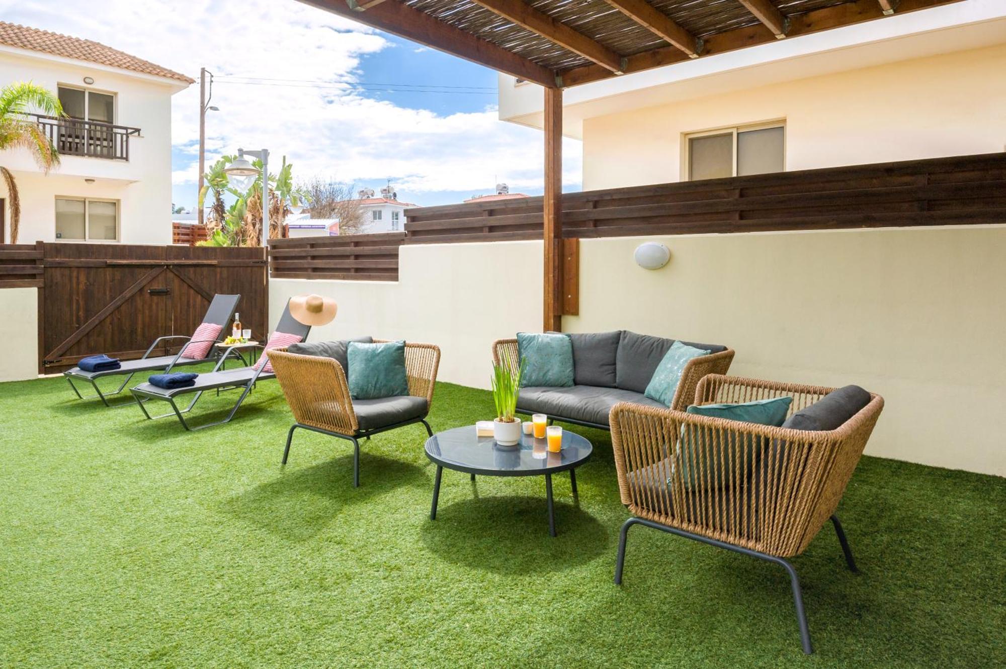 Villa Oasis Pernera Εξωτερικό φωτογραφία